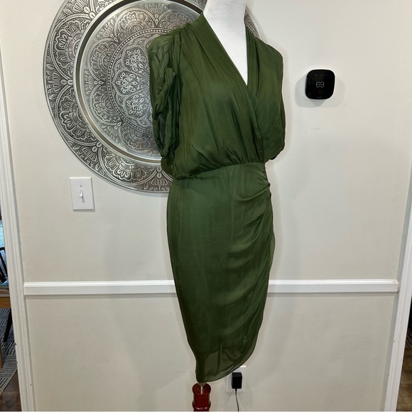 Catherine Malandrino olive green dress - Size 8 - Picture 8 of 13